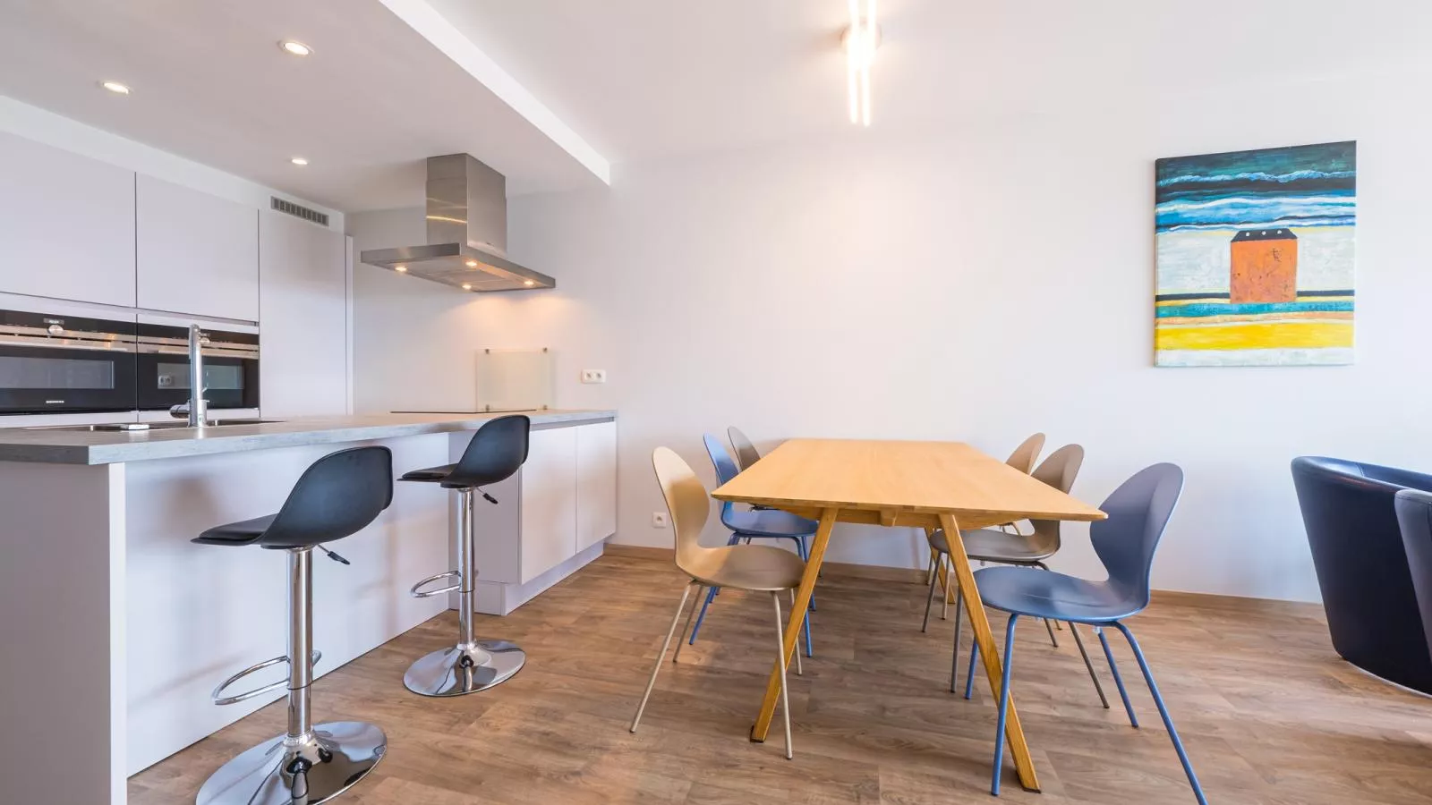 Atlantis I - 0104 + box 14-Living room