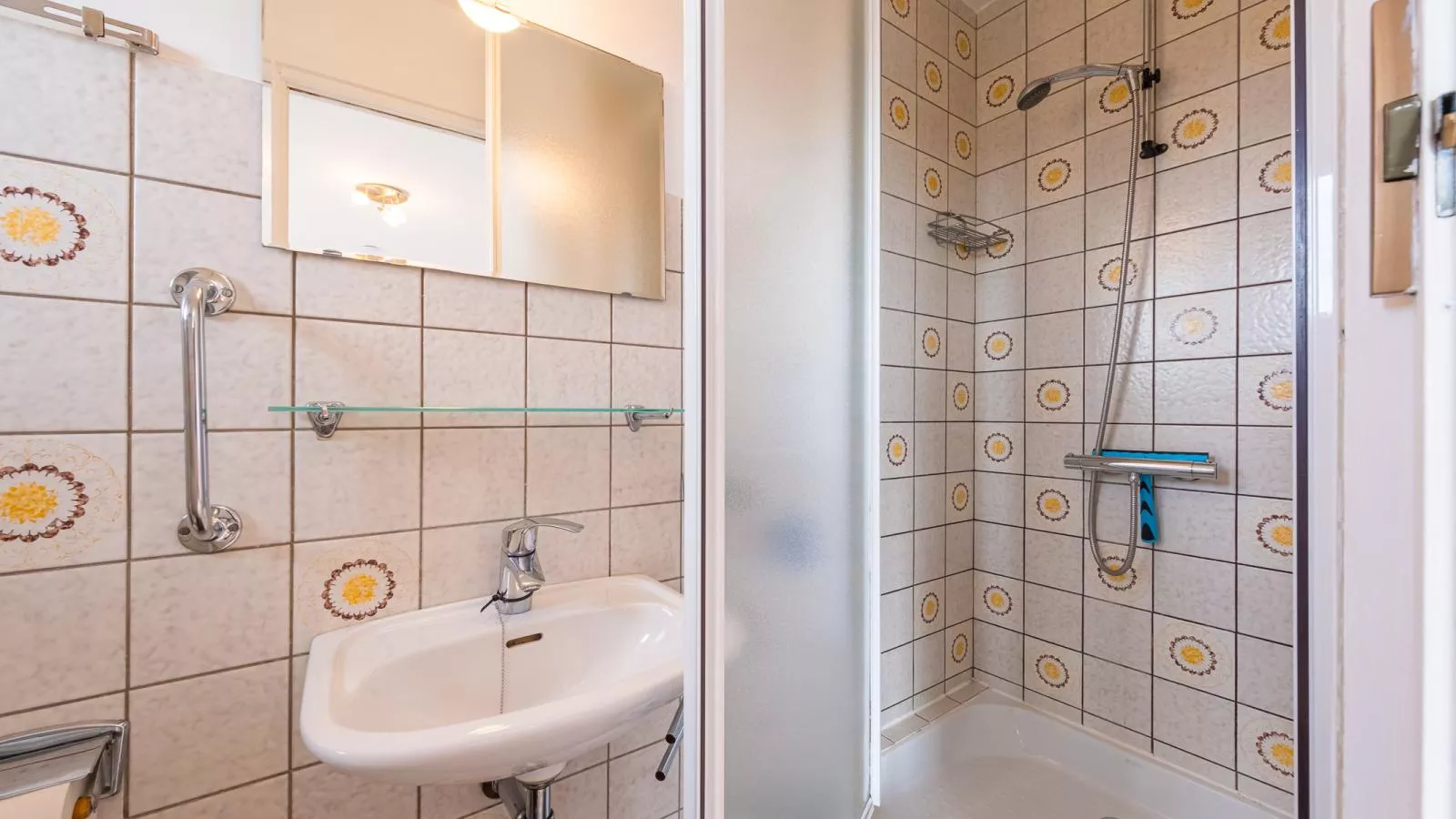 Rubens - 0505-Bathroom