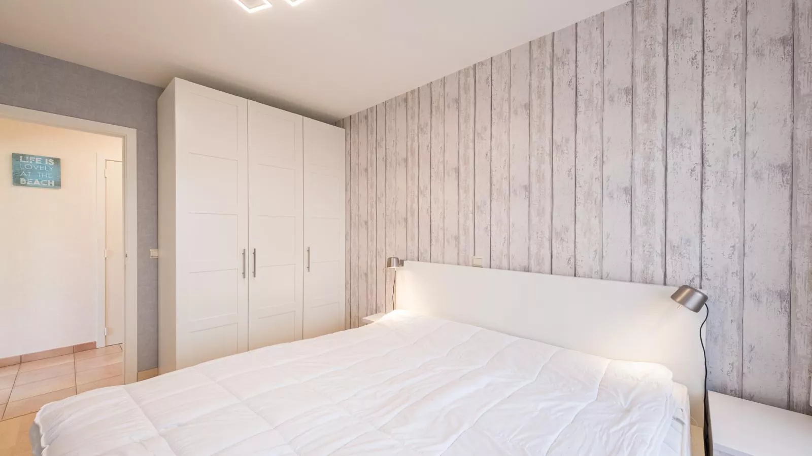 The Classics (Beethoven) - 0003 + park. 10-Schlafzimmer