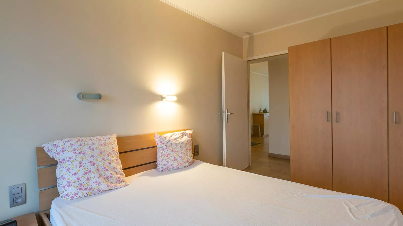 Brisbane II - 0403 + box 59 (Zeegalm)-Bedroom