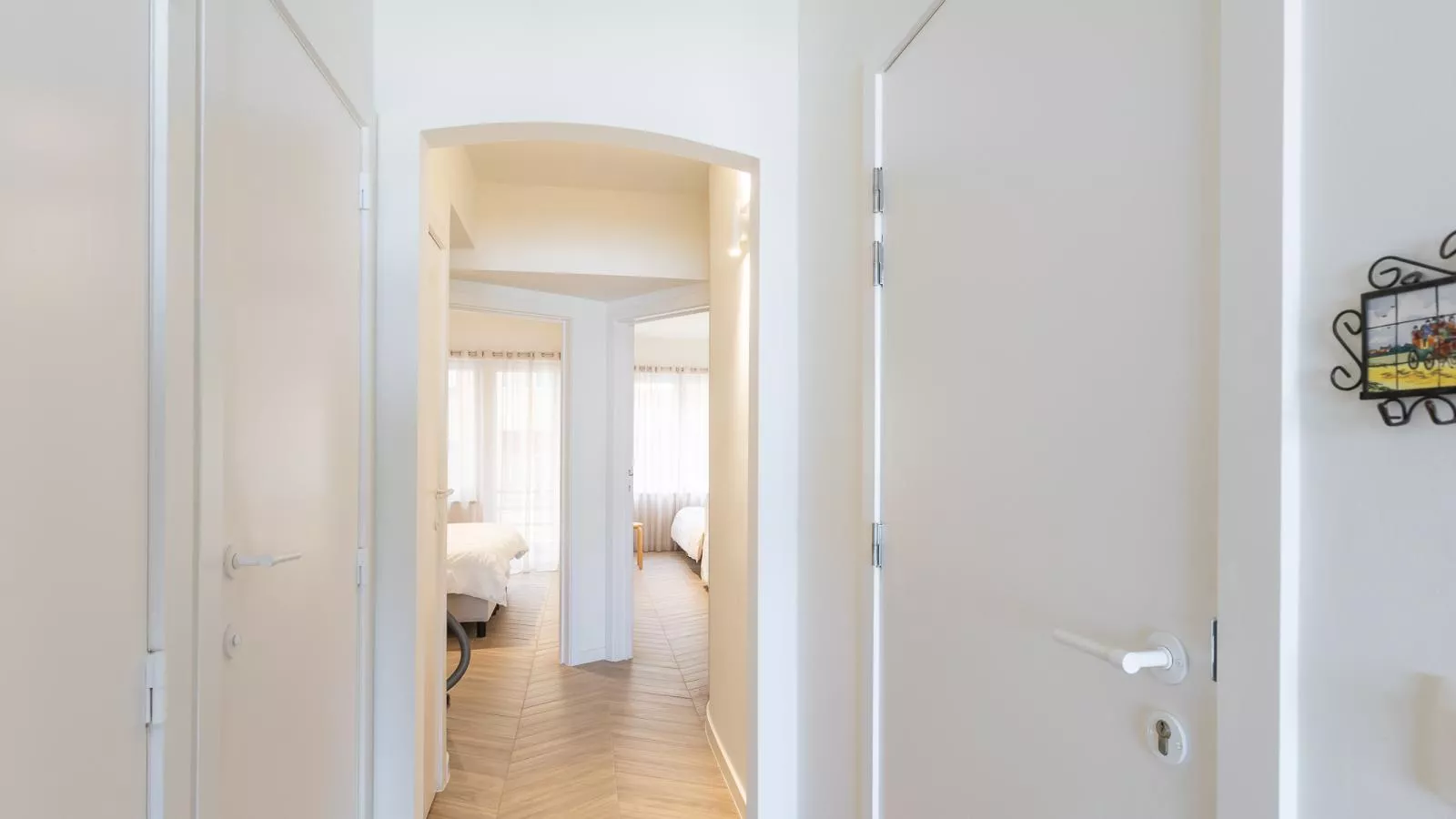 Fabiola - 0202 + park. 13-Hall / réception