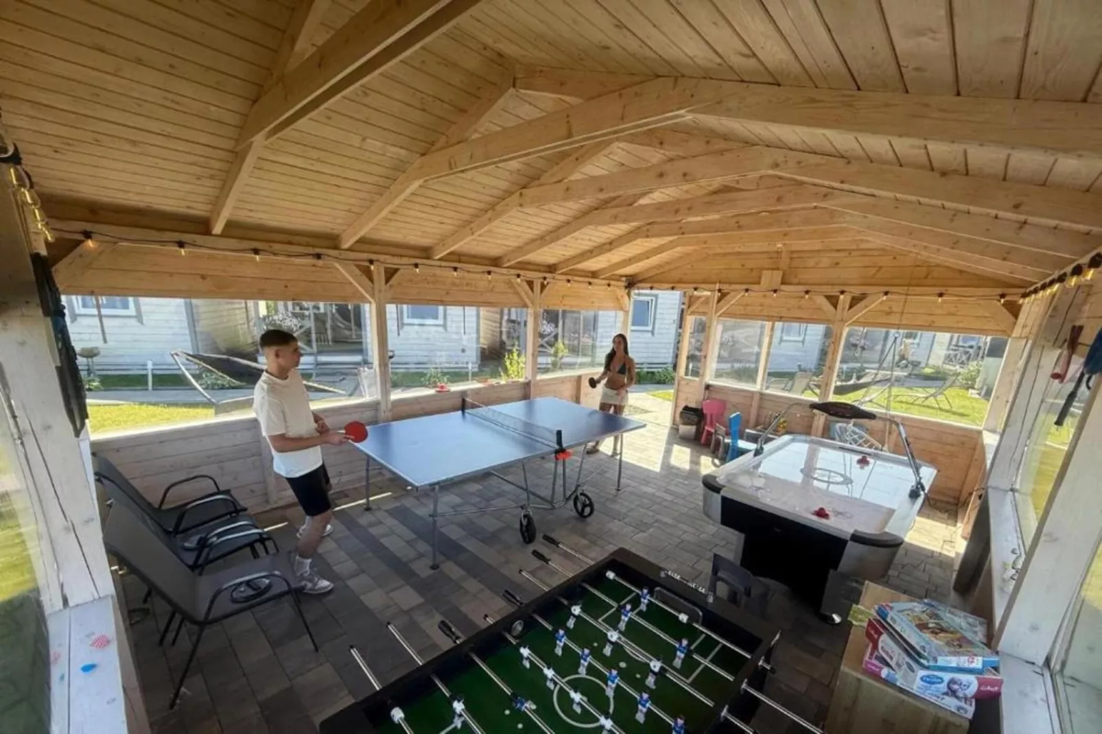 	Domki wakacyjne z basenem Gąski