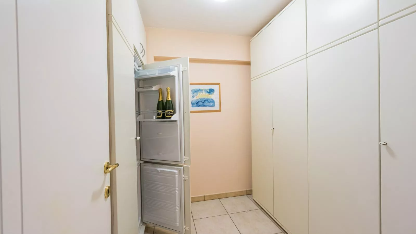 Marianne I - 0501 + box 16 (Ile de France)-Facilities