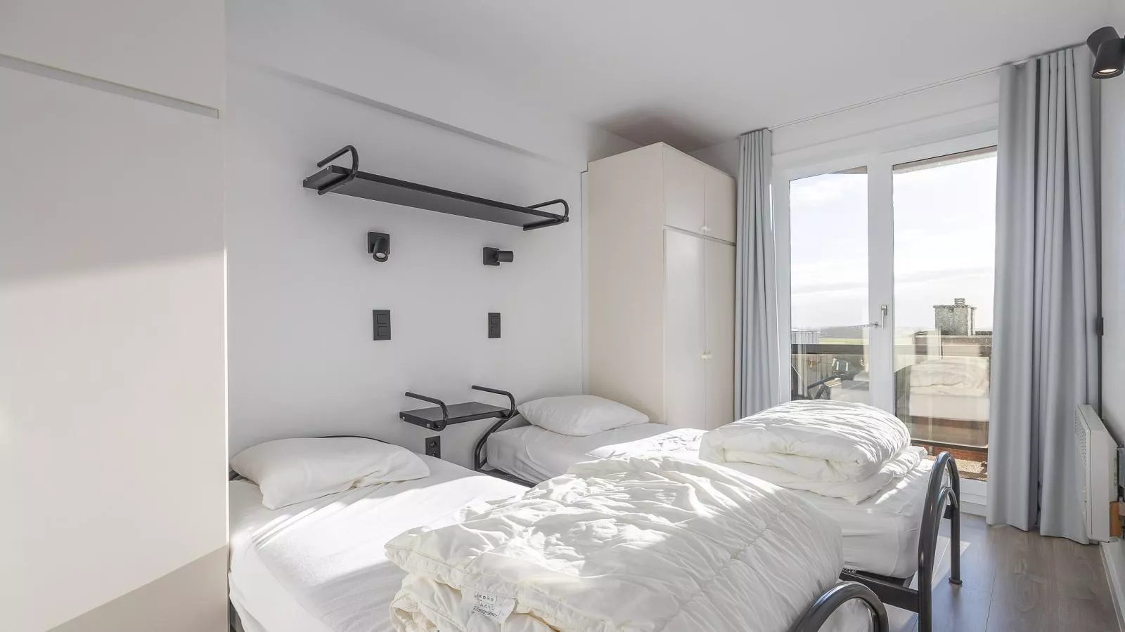 Prestige I - 0702 + box 1-Bedroom