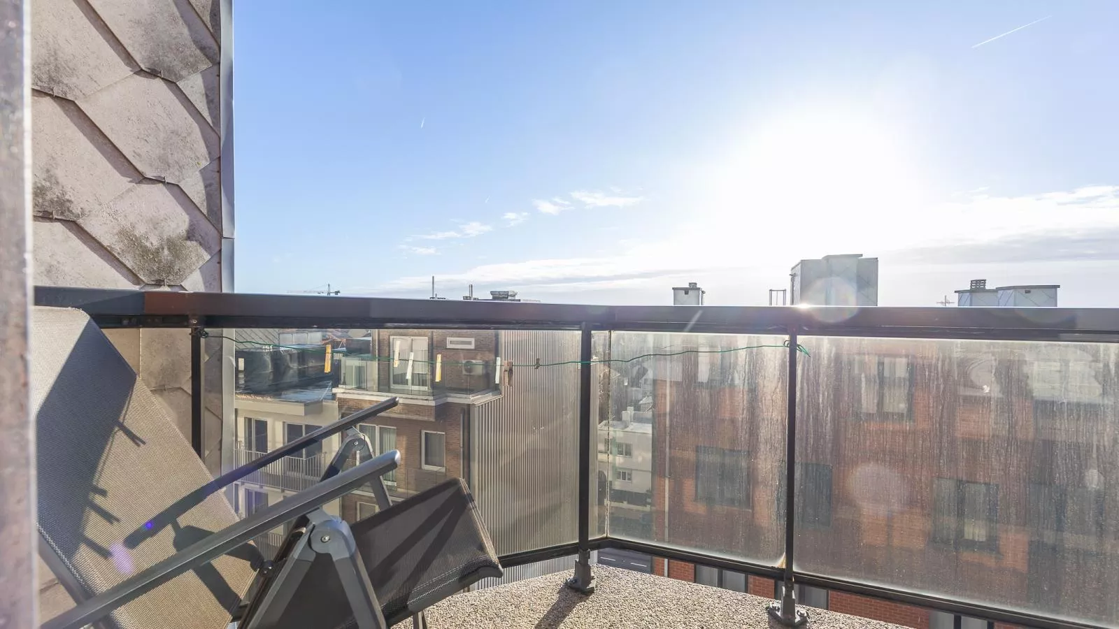 Prestige I - 0702 + box 1-Terrace balcony