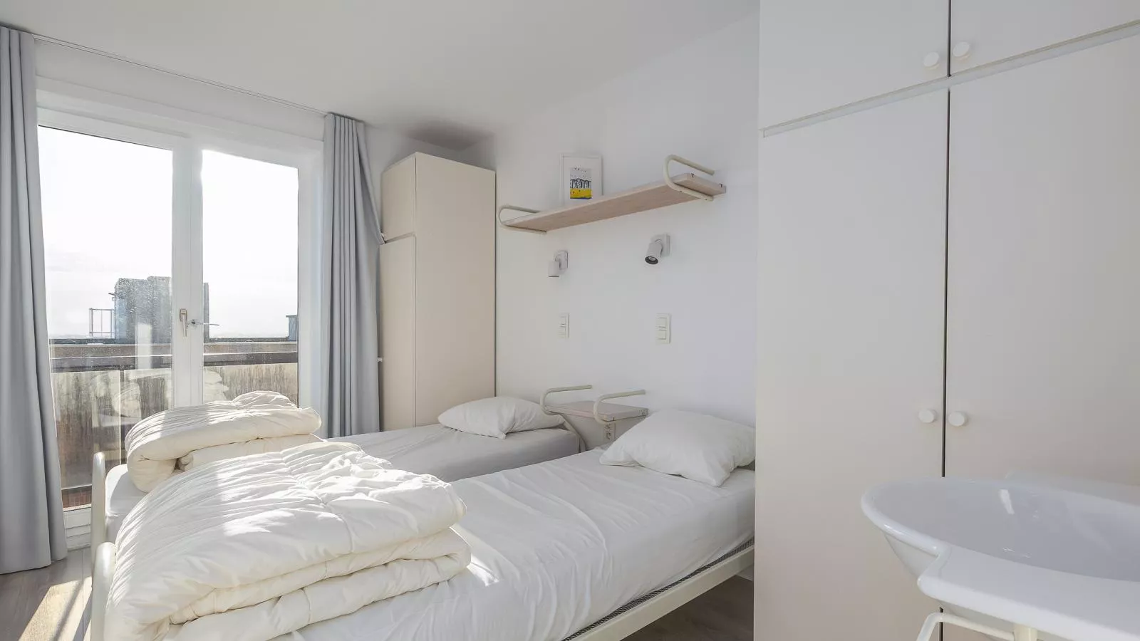 Prestige I - 0702 + box 1-Bedroom