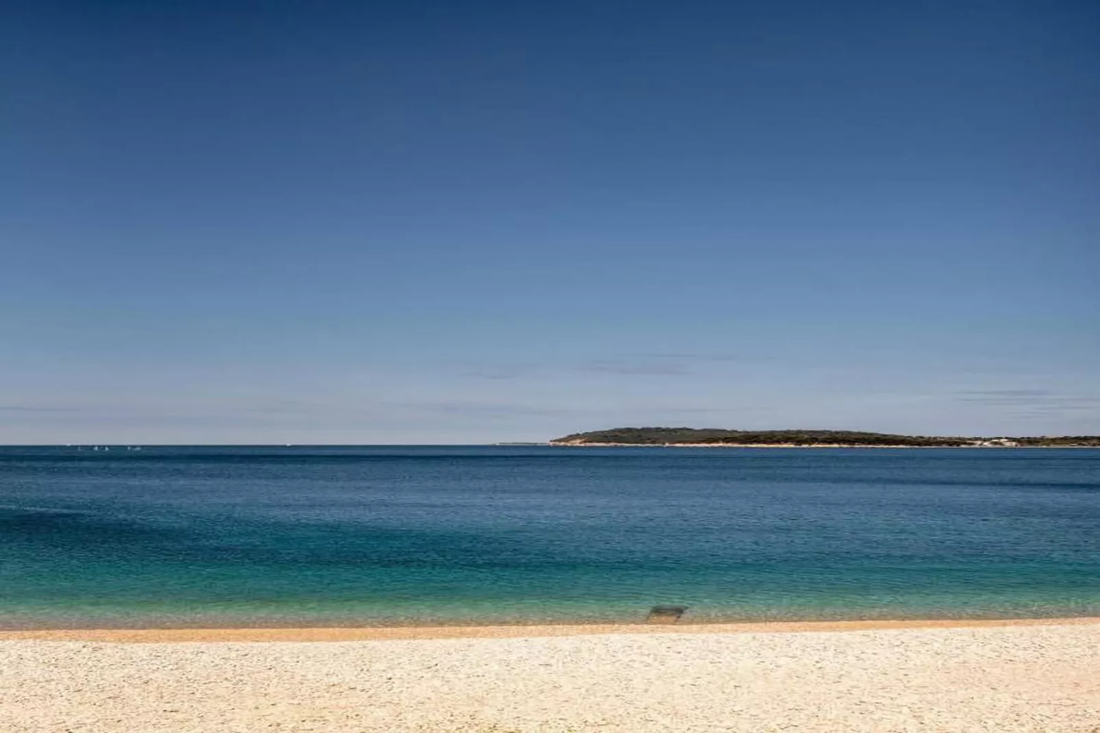 Kristijan & Jelena - Pool, Jacuzzi, Playground-Image-tags.water view