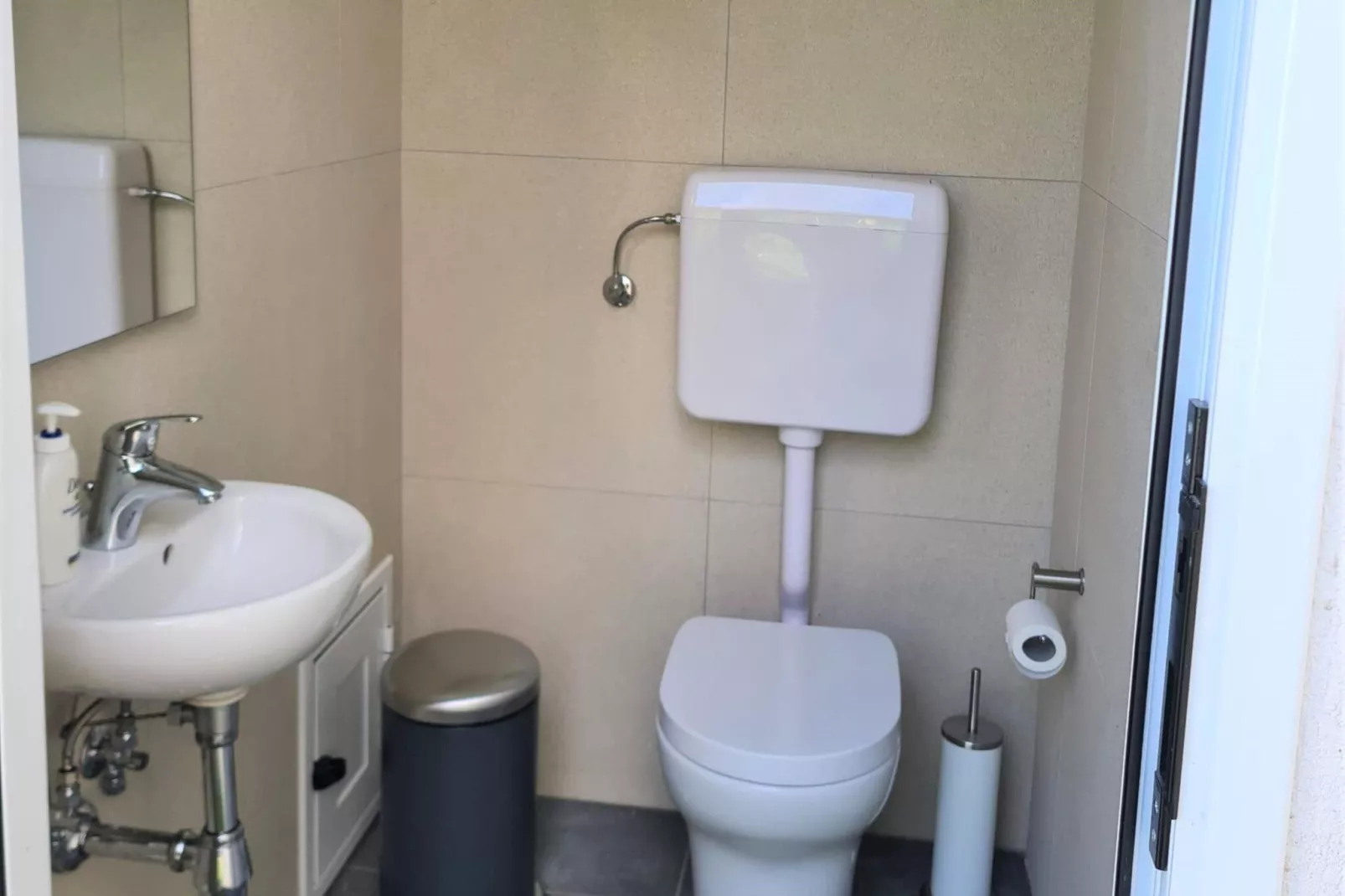 Villa Leonforte-Bathroom