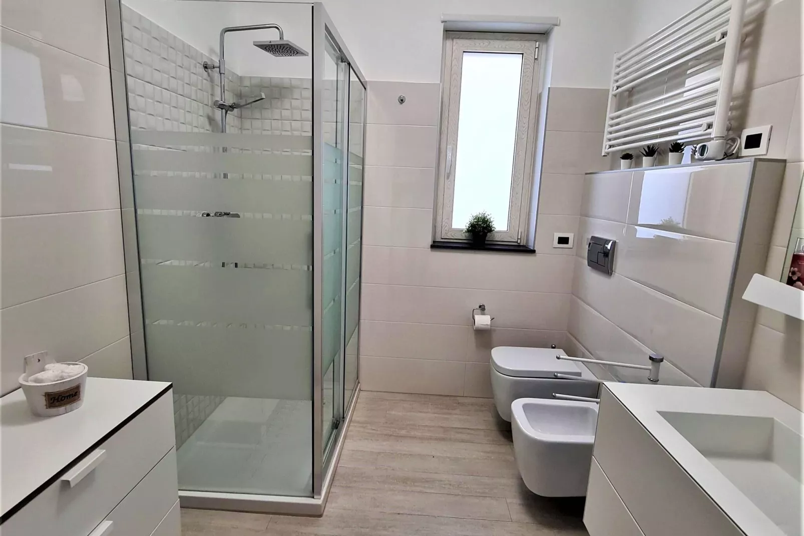 Villa Leonforte-Bathroom
