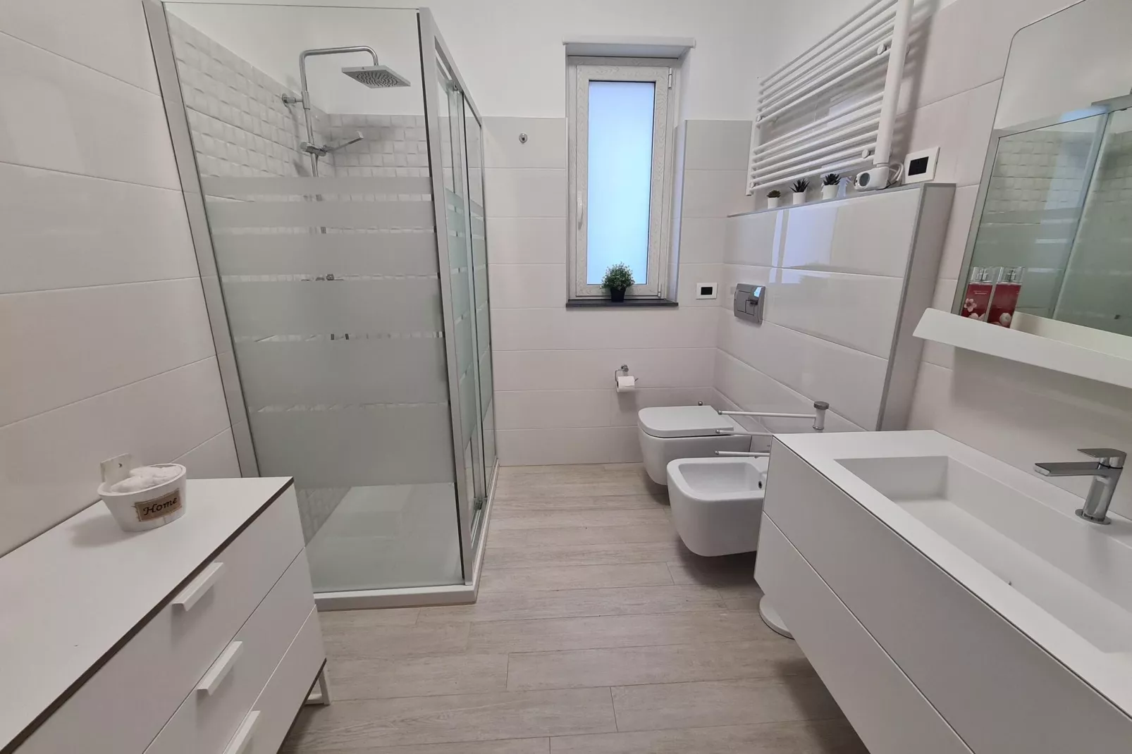 Villa Leonforte-Bathroom