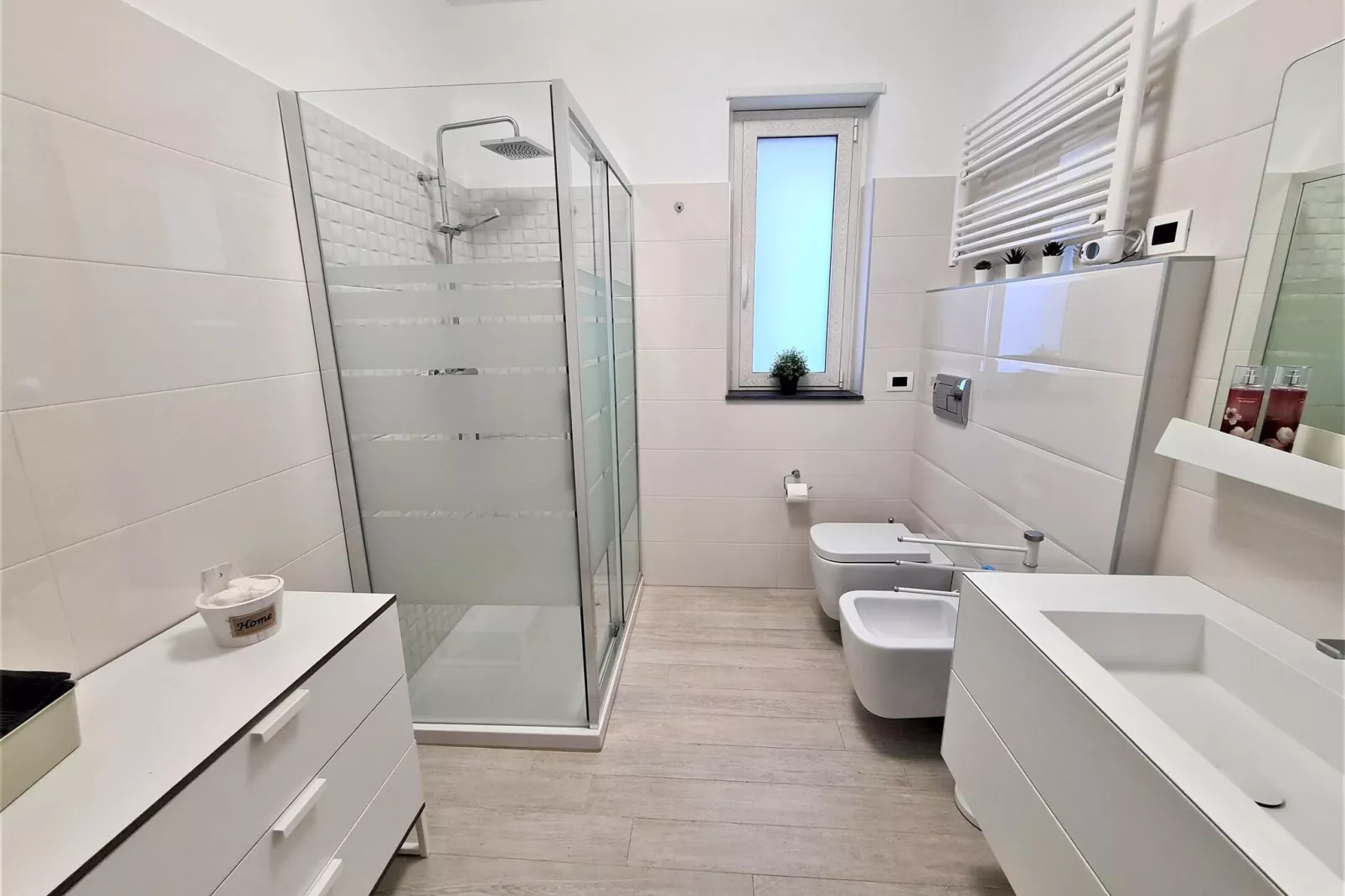 Villa Leonforte-Bathroom