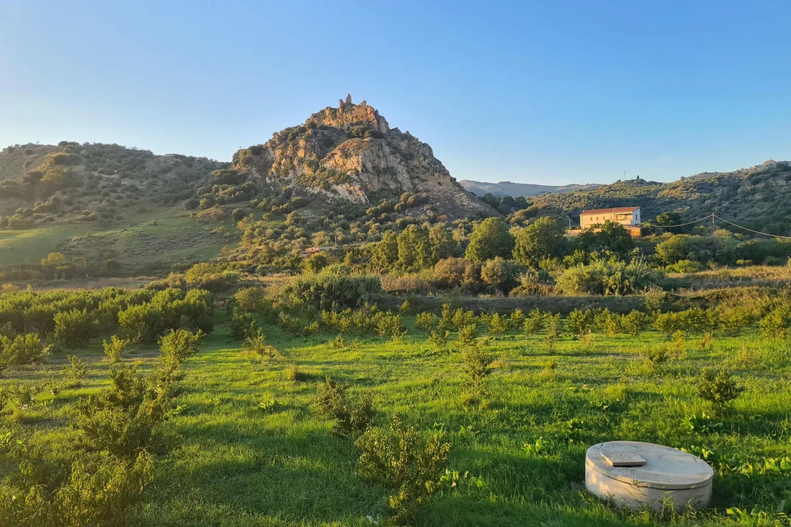 Villa Leonforte-View summer