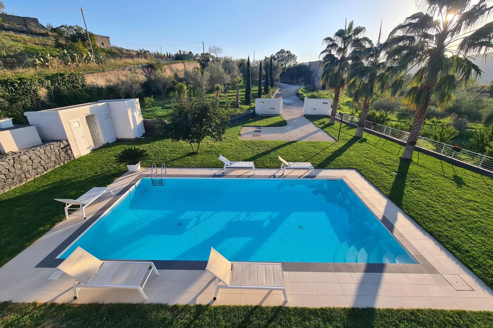 Villa Leonforte-View summer