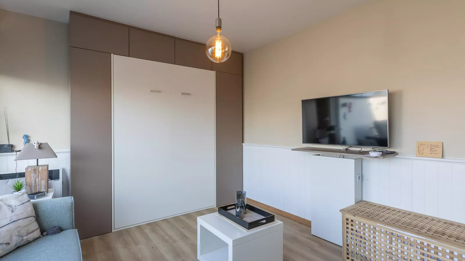 Wimbledon C - 0802-Living room