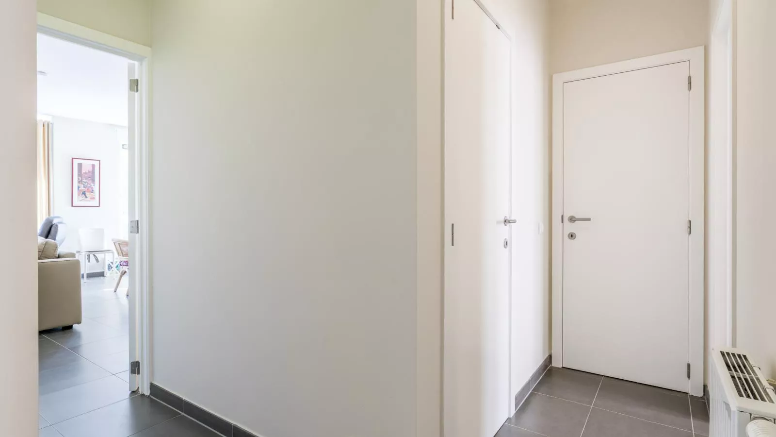 Ensor II - 0201-Empfangshalle