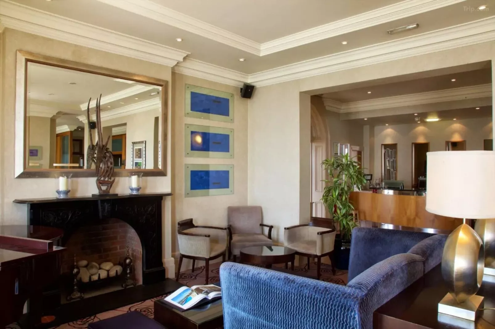 Standard family room for 4(2A+2C)-Hall & reception