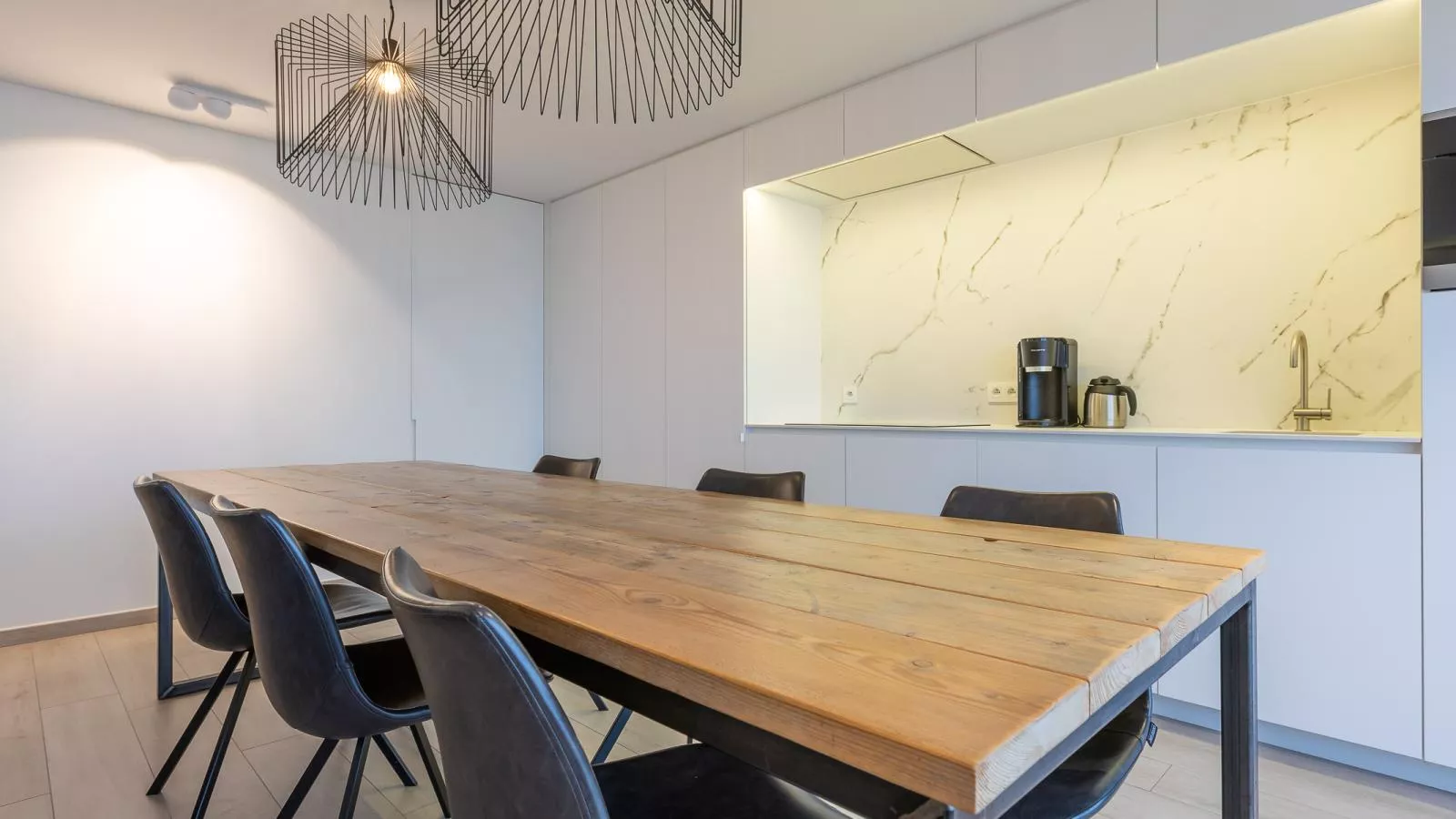 Manager  - 0509 + box 39 (Green Garden)-Küche