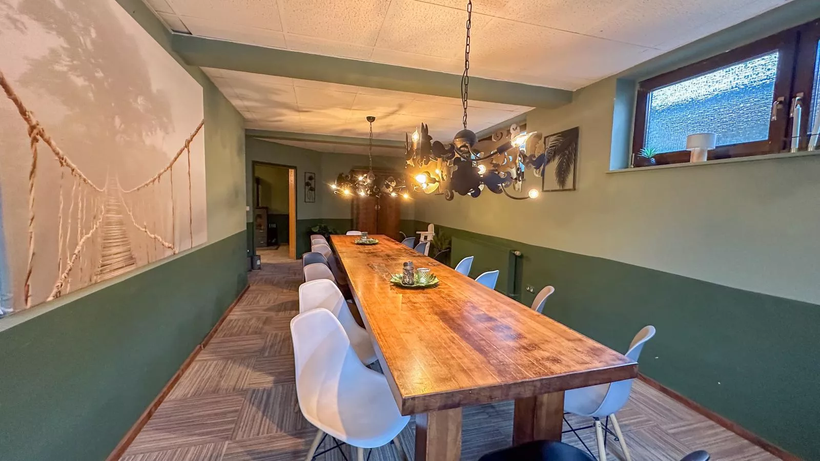 Großlangenfeld-Esszimmer