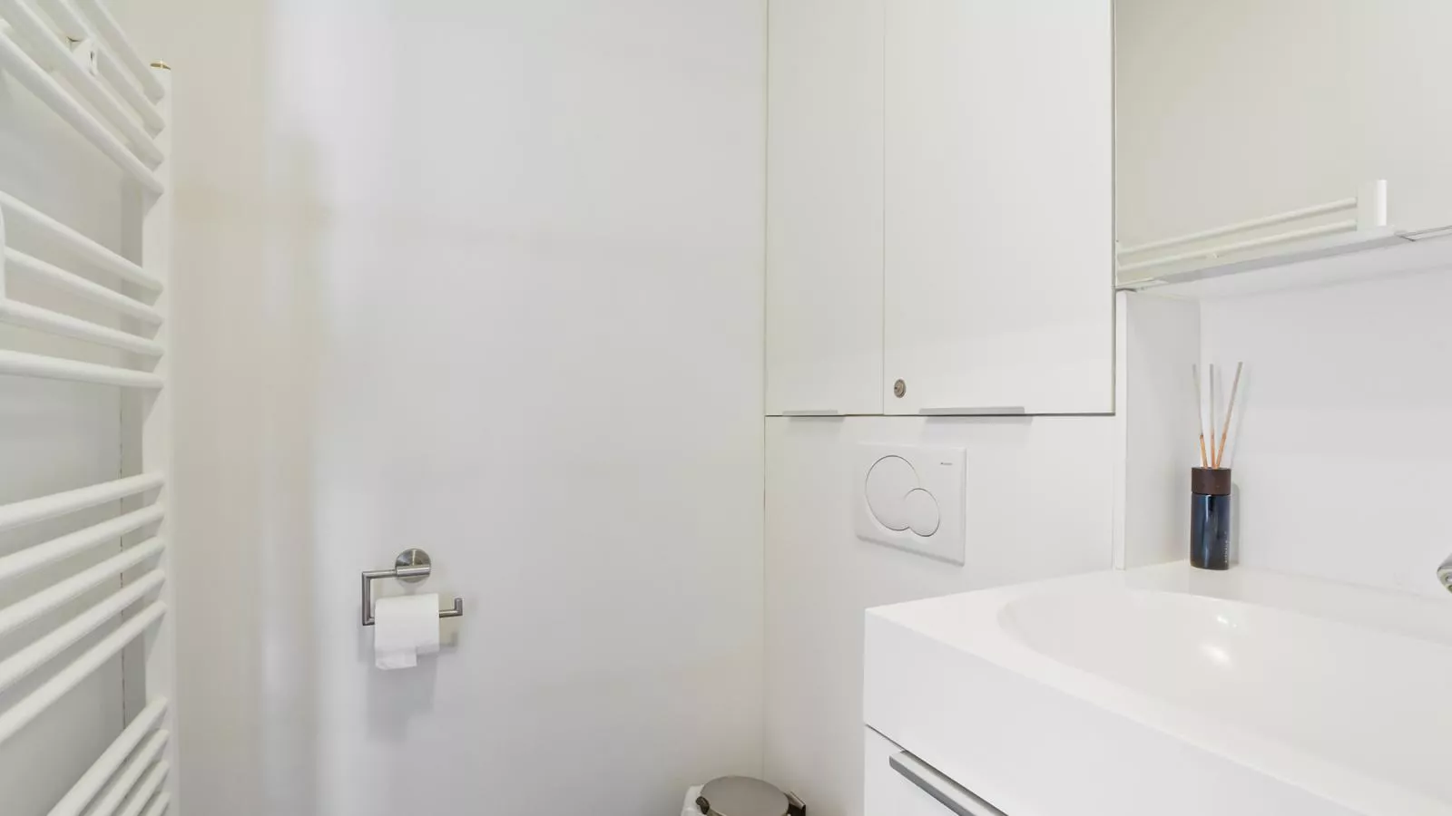 Godderis - 48H-Bathroom