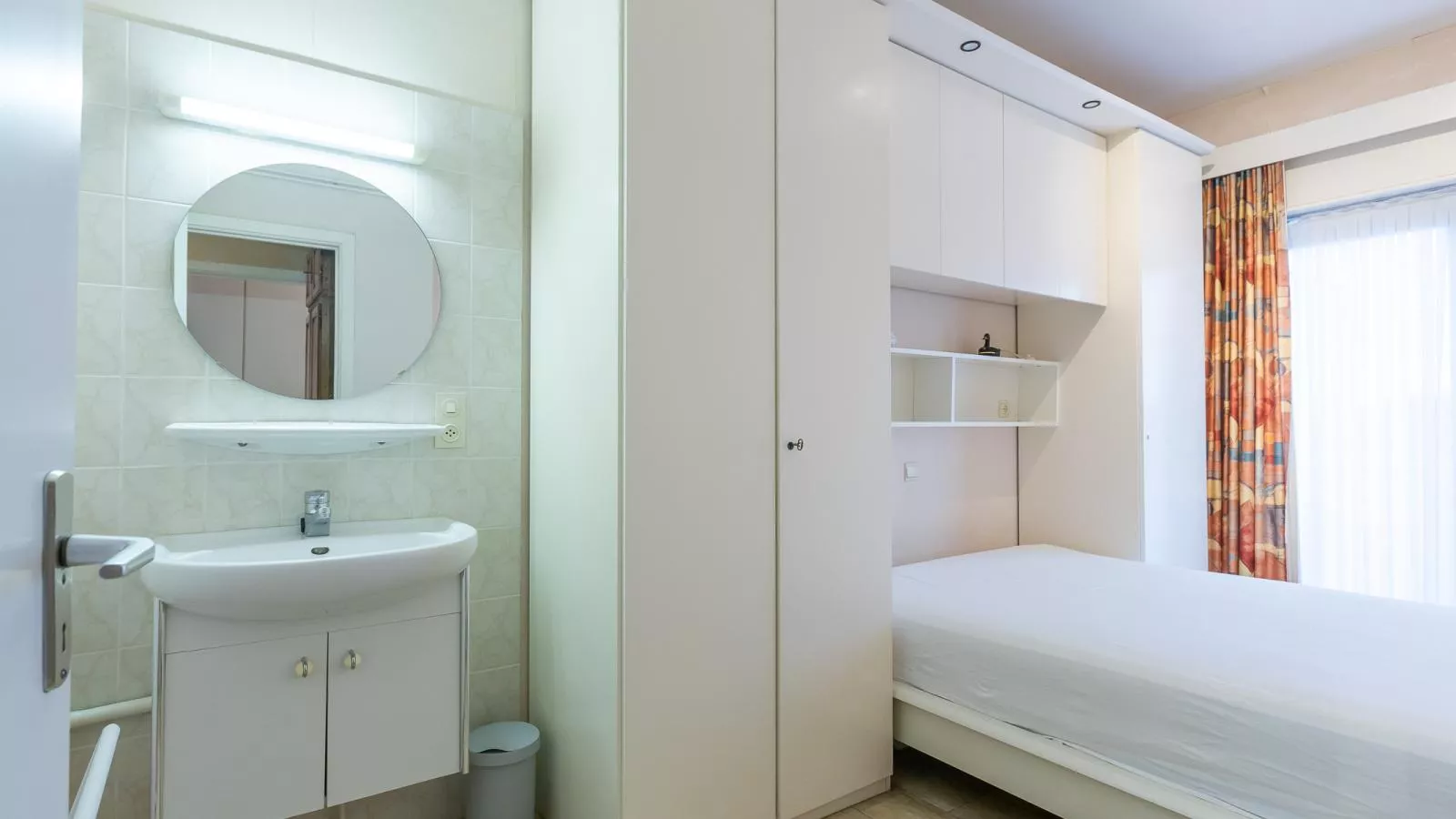 Sun Beach - 0001 + box 82 (Green Garden)-Schlafzimmer