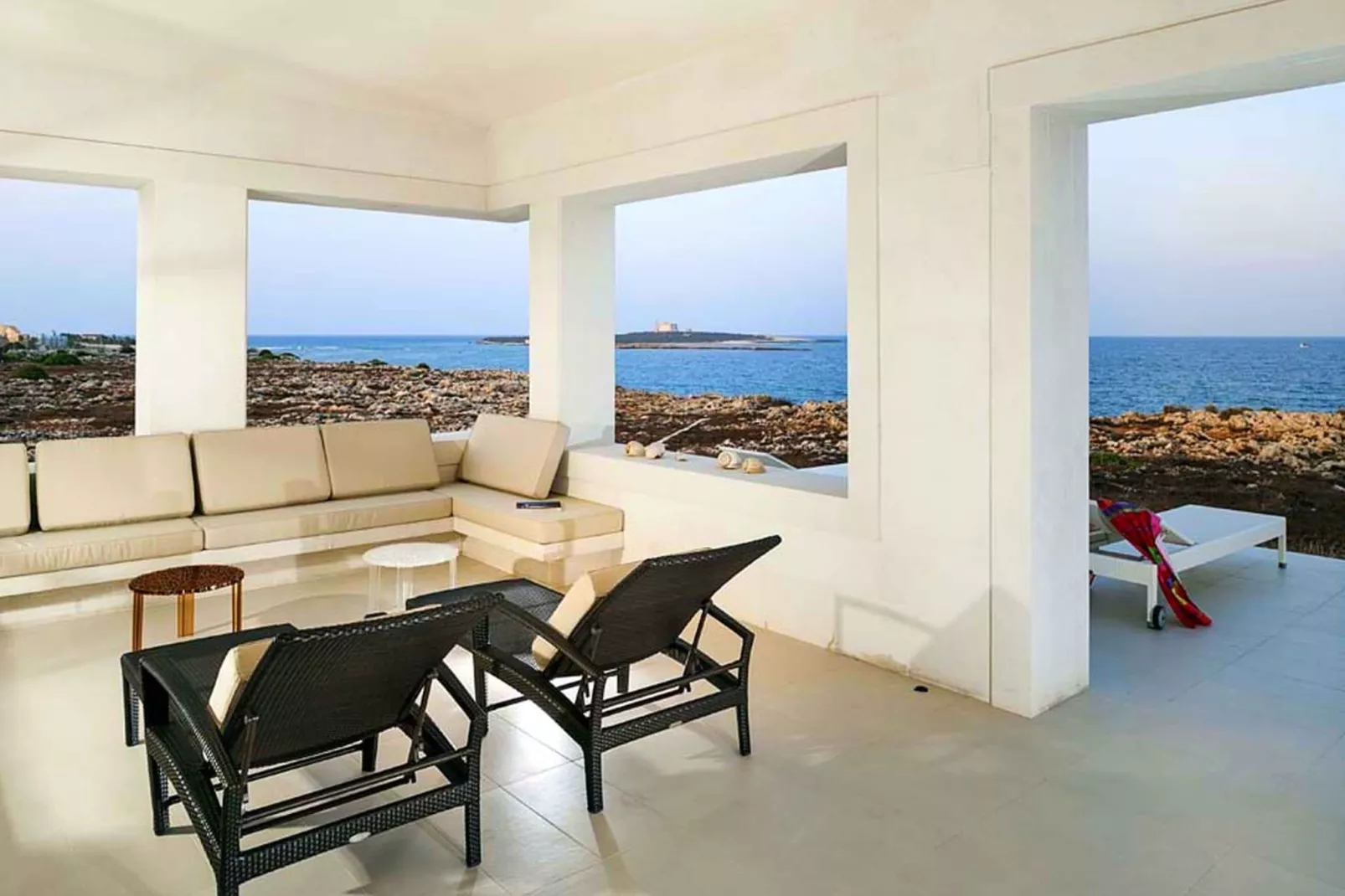 Capo Passero Otto-Living room