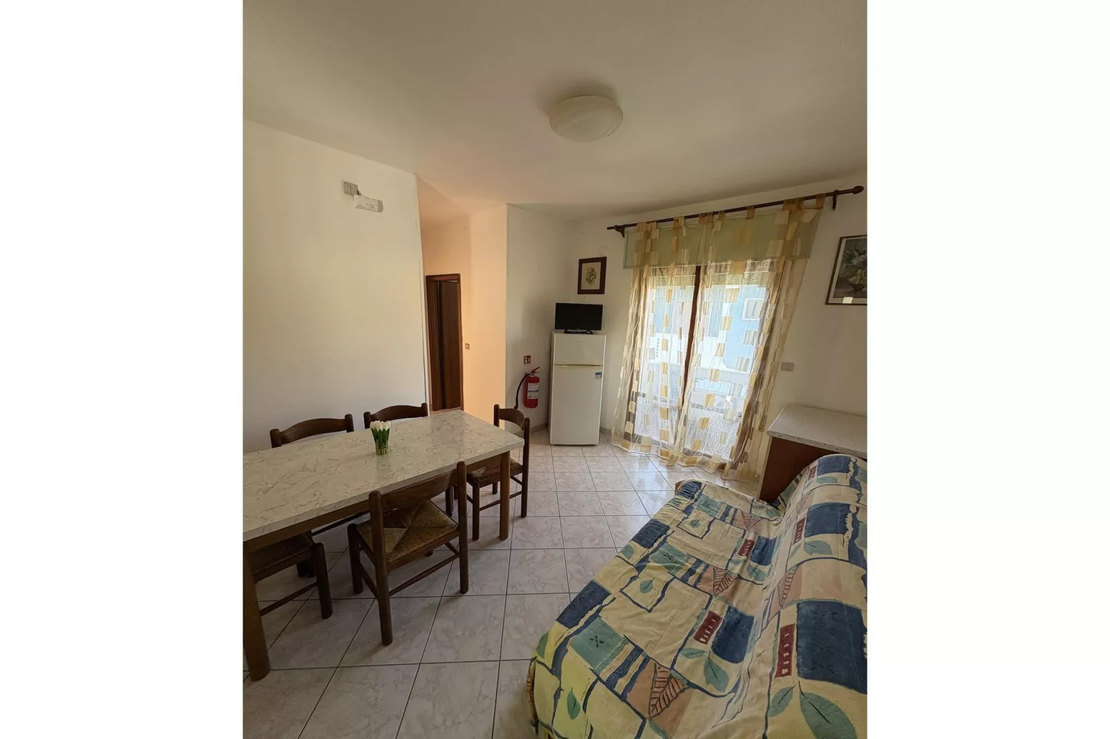 Susy trilo – 6 -Living room