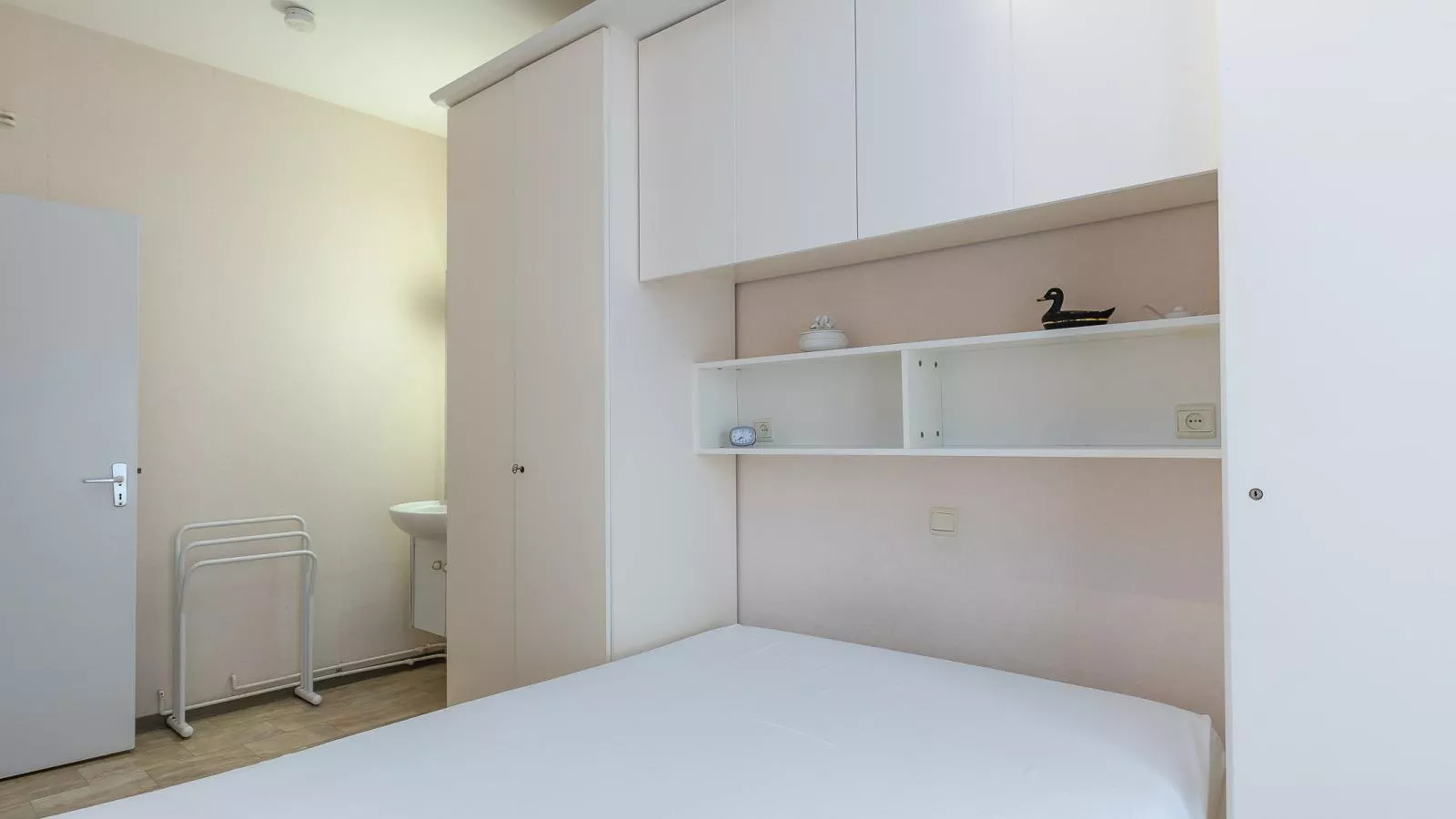 Sun Beach - 0001 + box 82 (Green Garden)-Schlafzimmer