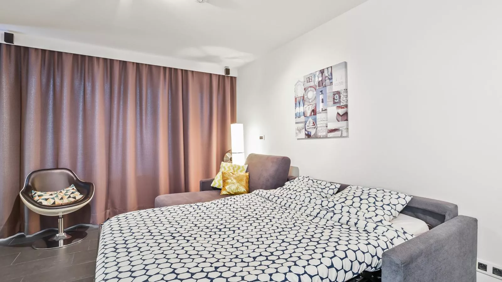 Godderis - 48H-Living room