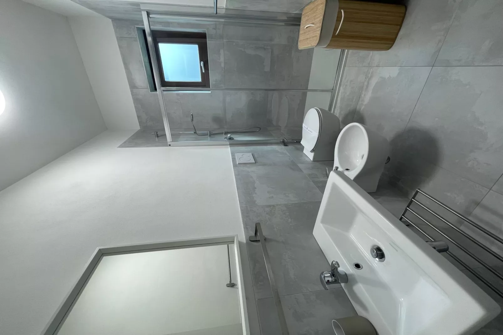 Marcello trilo – 7-Bathroom