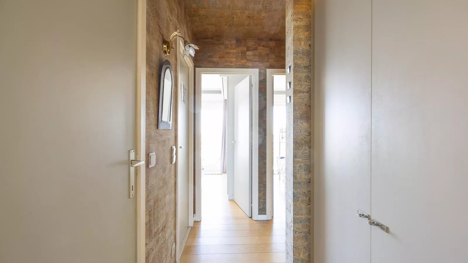 Manager  - 0511 + park. 33-Innenbereich