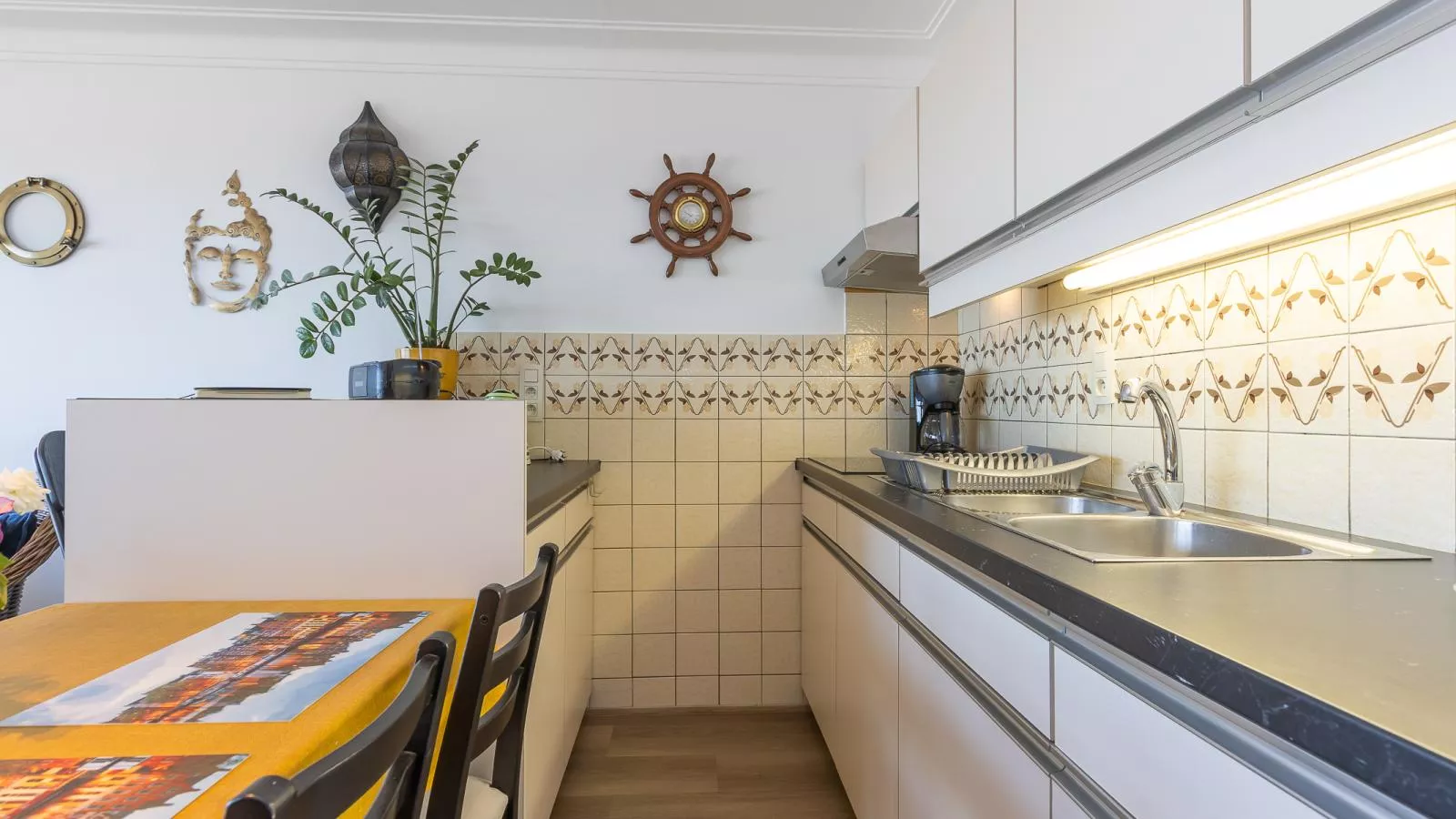 Rubens - 0602-Kitchen