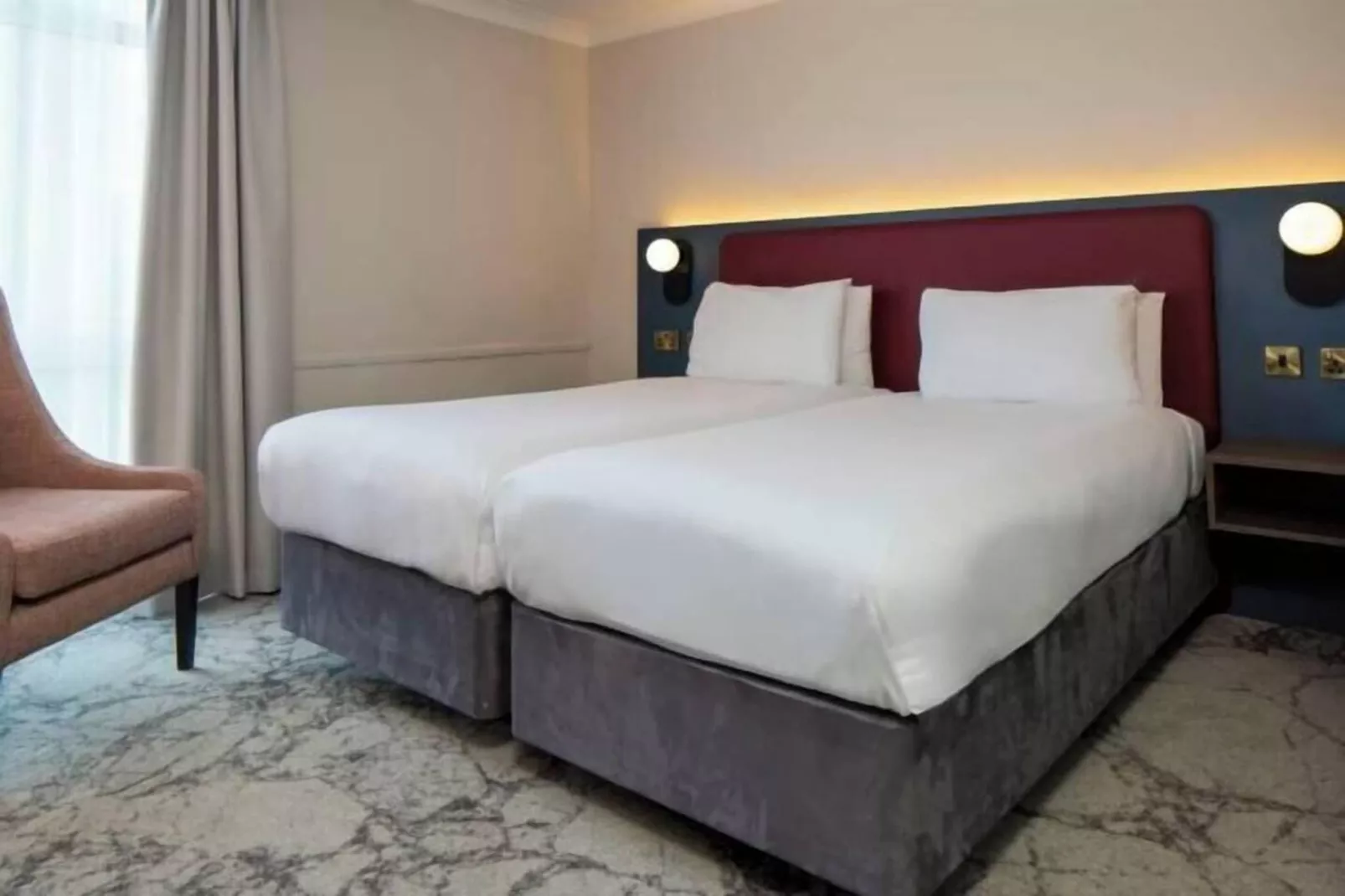 Classic Twin Room-Chambre