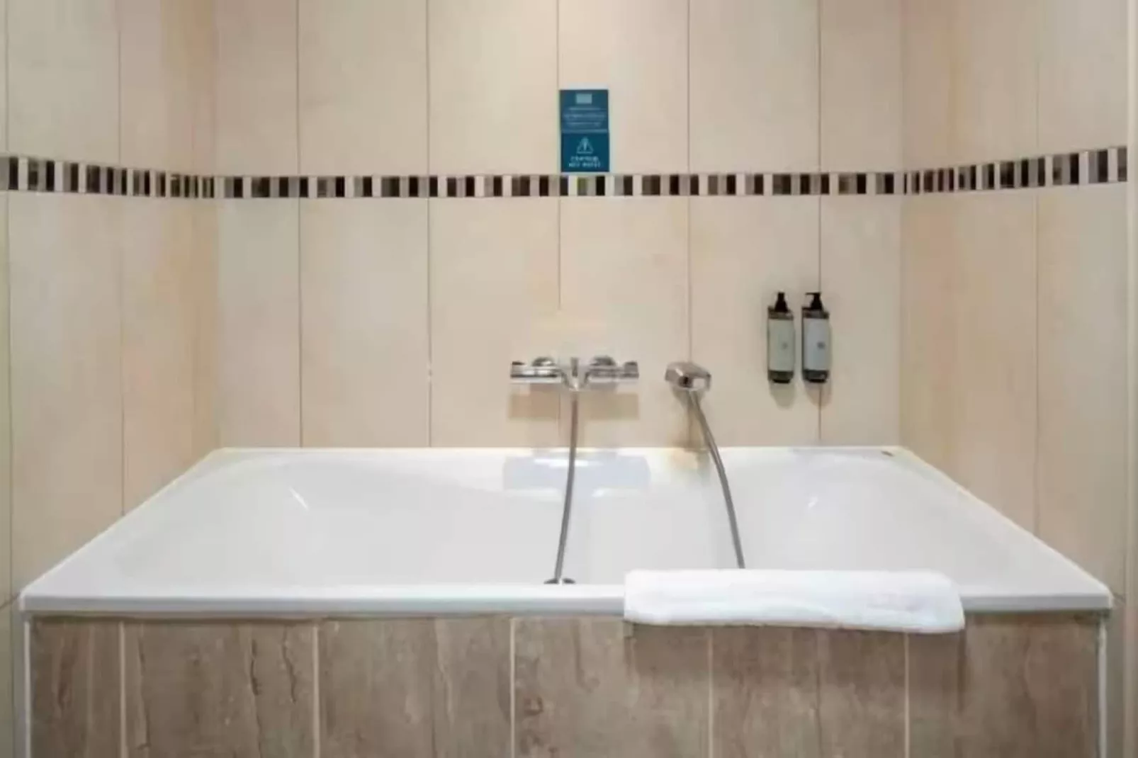 Standard Double Room-Salle de bain