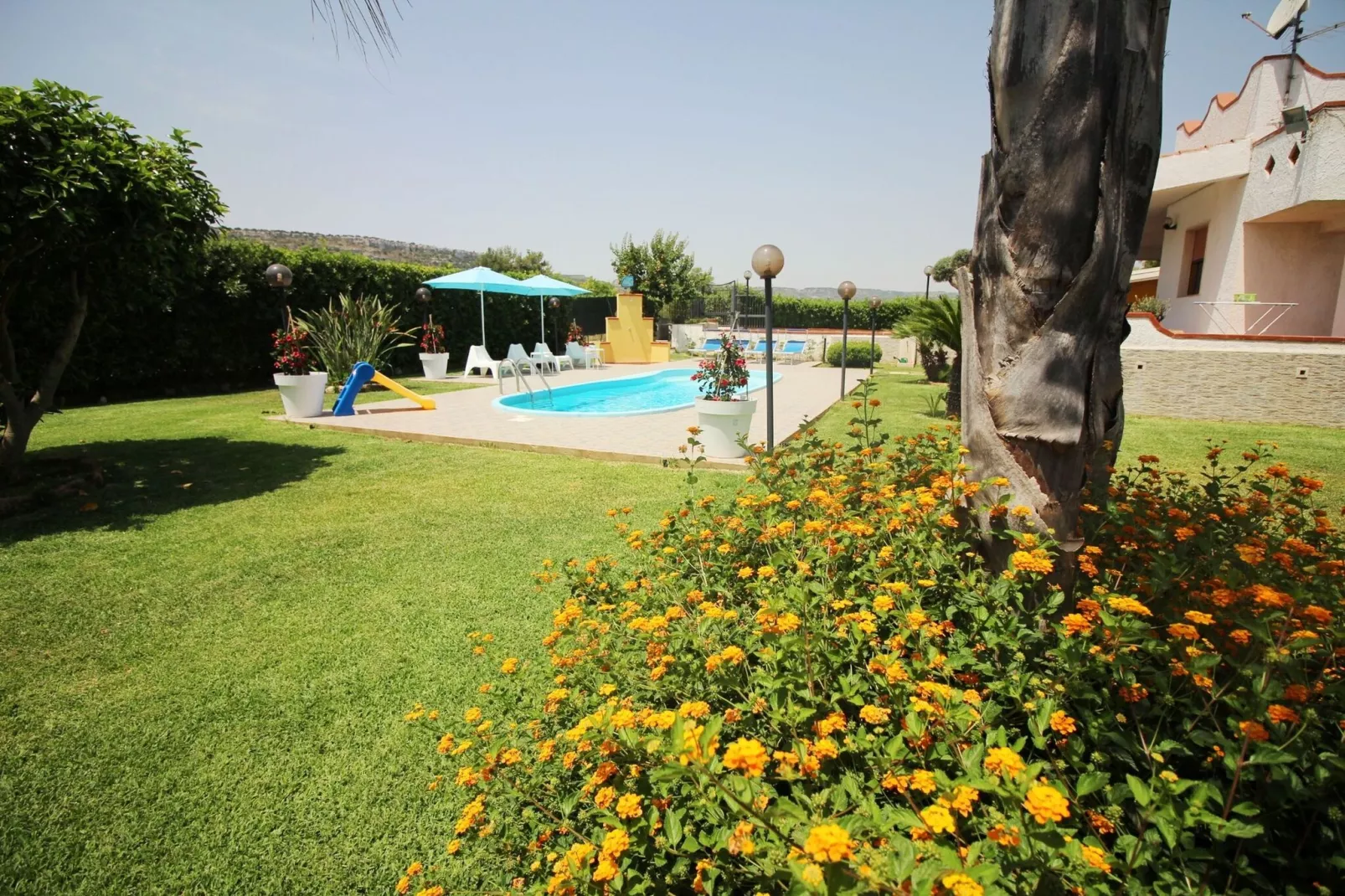 Villa Floridia Siracusa-Gärten Sommer