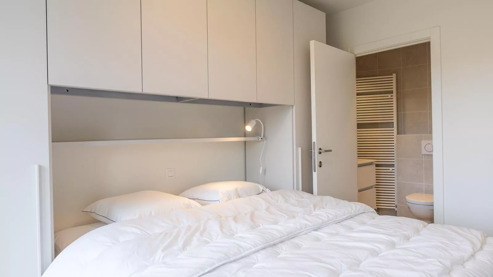 Green Lane The Park - 0004 + box 41-Bedroom