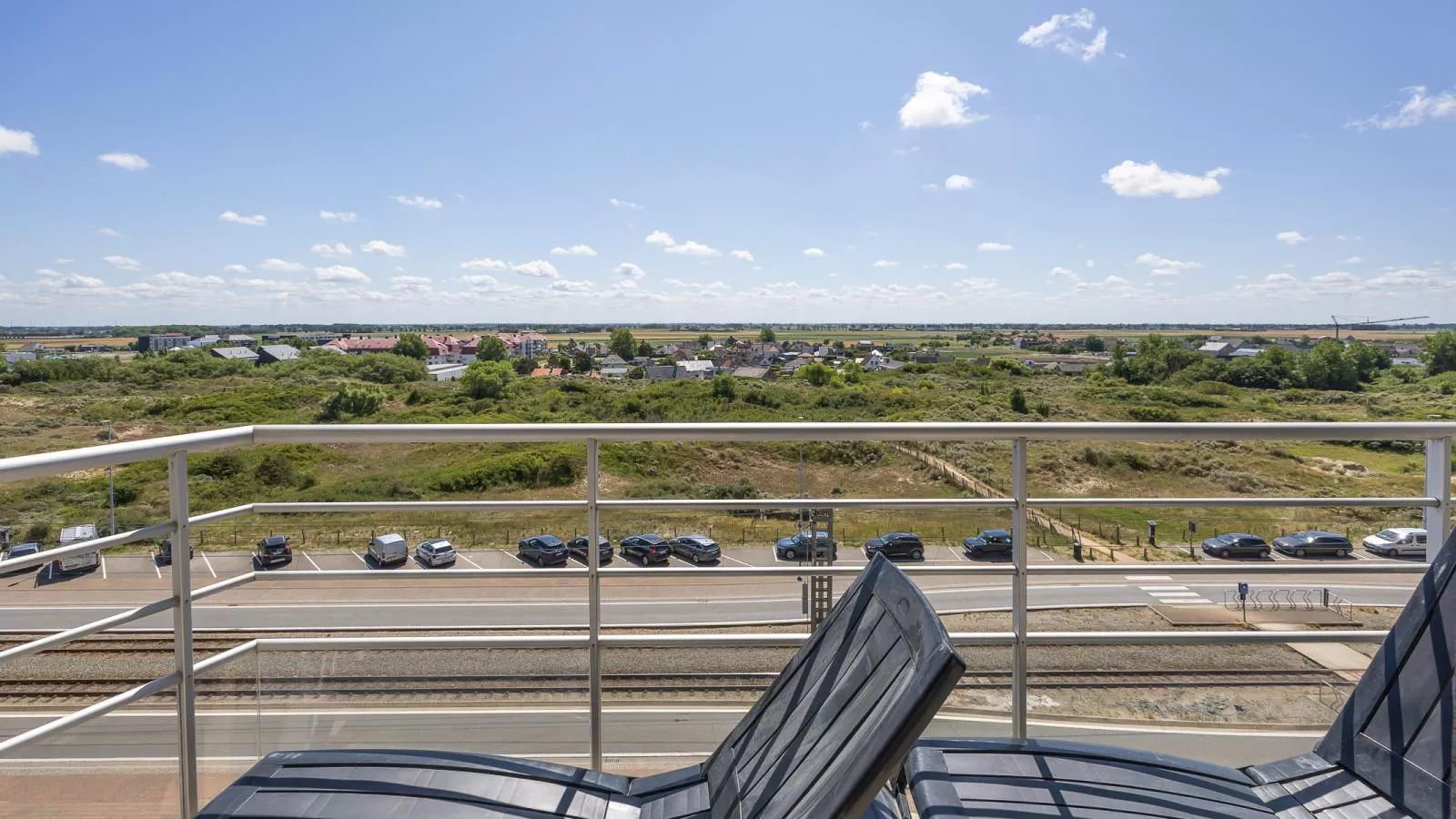 Manager  - 0511 + park. 33-Terrasse/Balkon