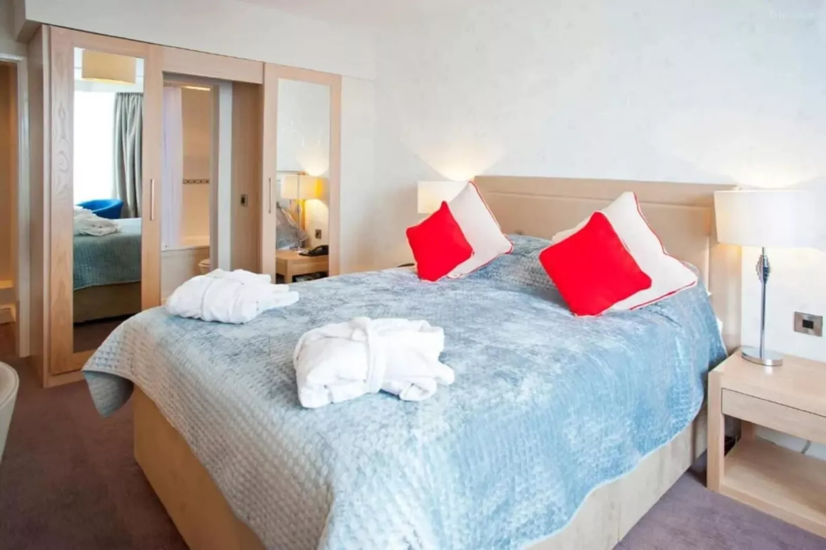 Classic Double room-Bedroom