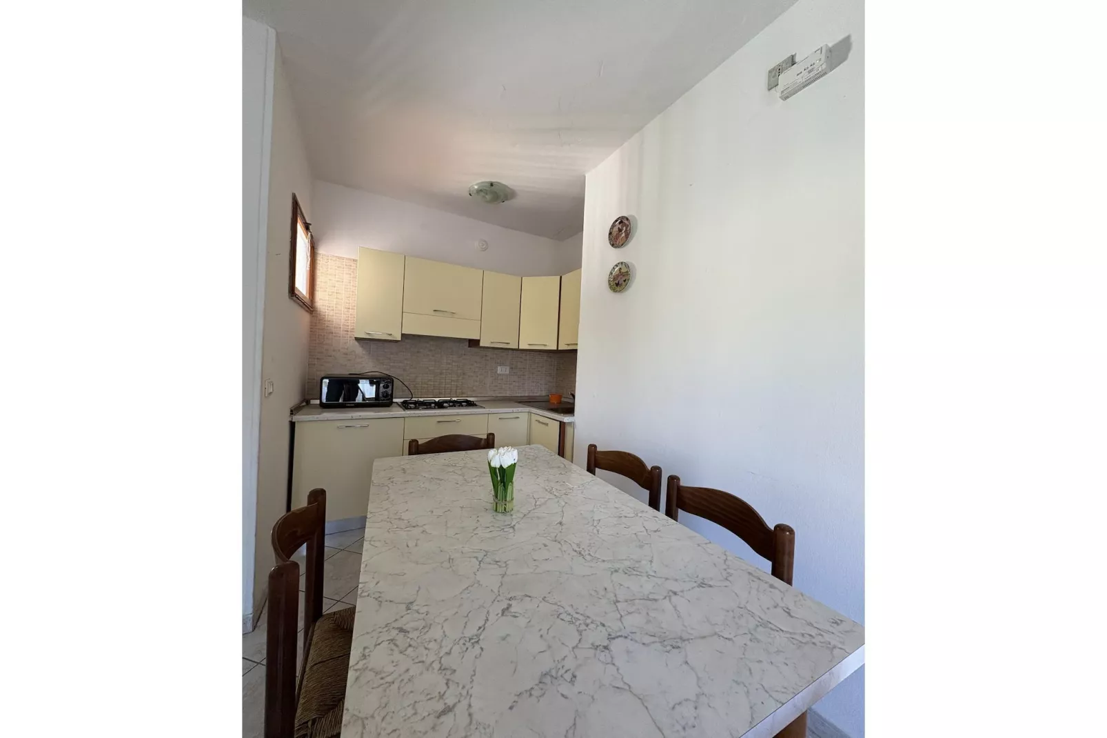 Susy trilo – 6 -Dining room