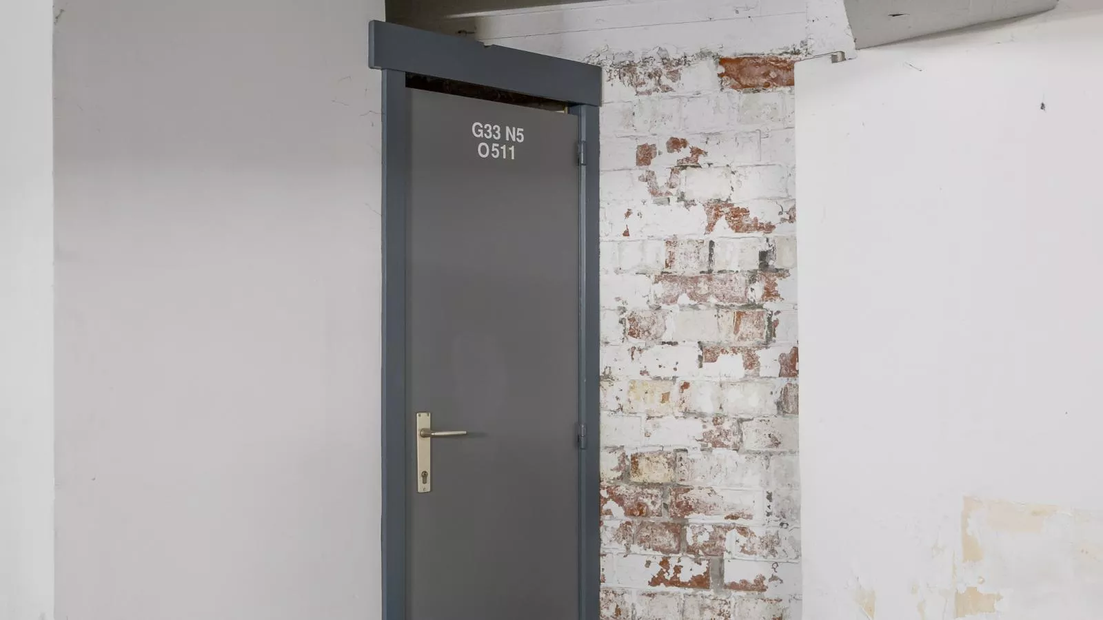 Manager  - 0511 + park. 33-Im Freien