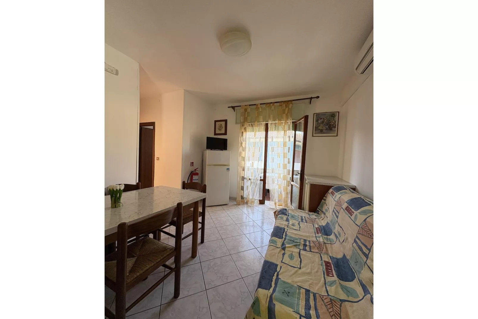 Susy trilo – 6 -Dining room