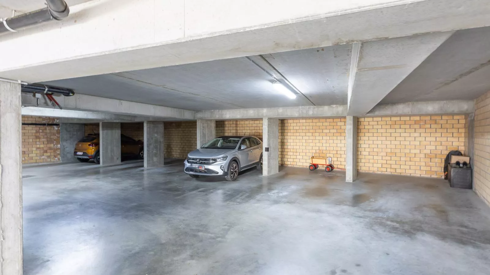 Emily - 0401 + park.-Outdoor