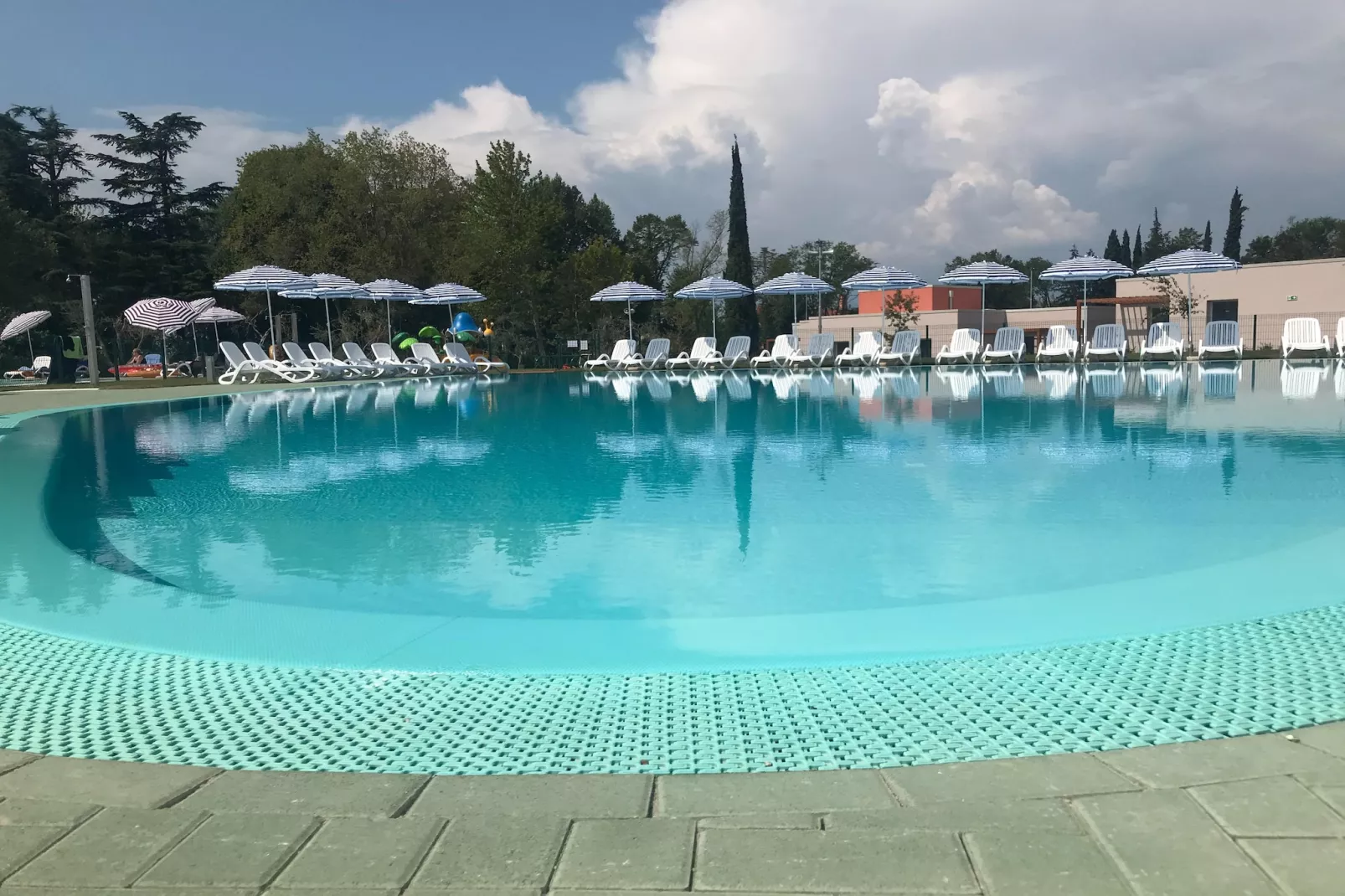 Sisan Family Resort Cisano di Bardolino - App 5 pax-Schwimmbad