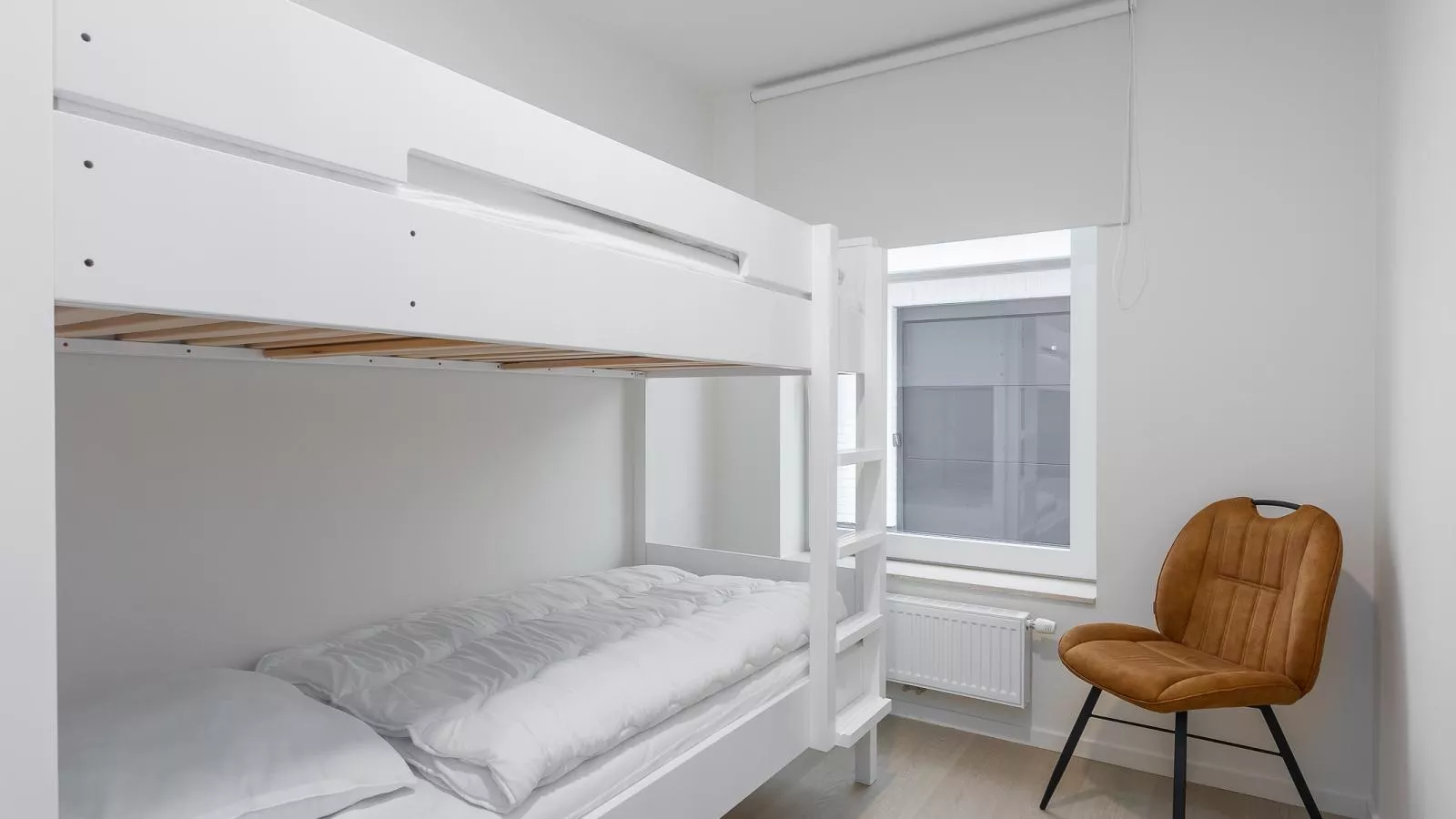 Green Lane The Park - 0004 + box 41-Bedroom