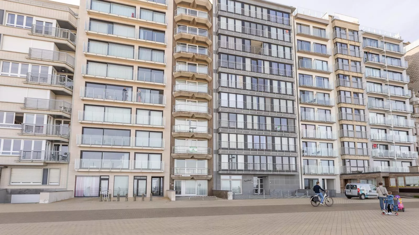 Mistral - 0901-Outdoor