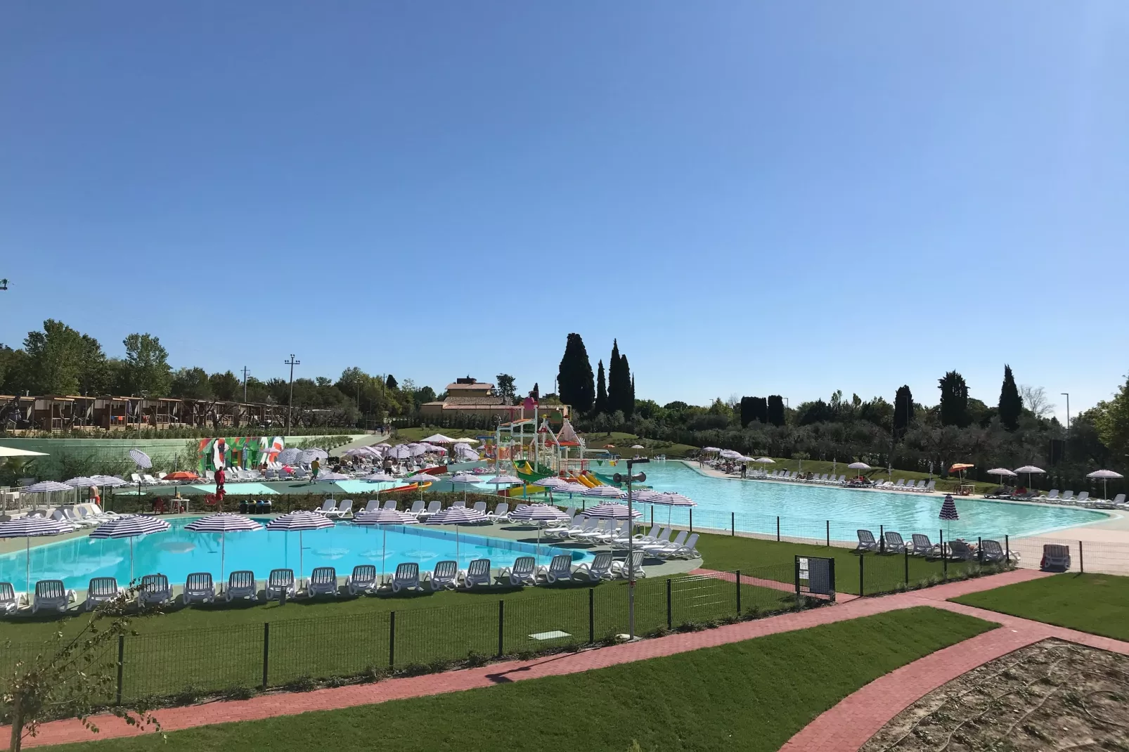 Sisan Family Resort Cisano di Bardolino - App 5 pax-Schwimmbad