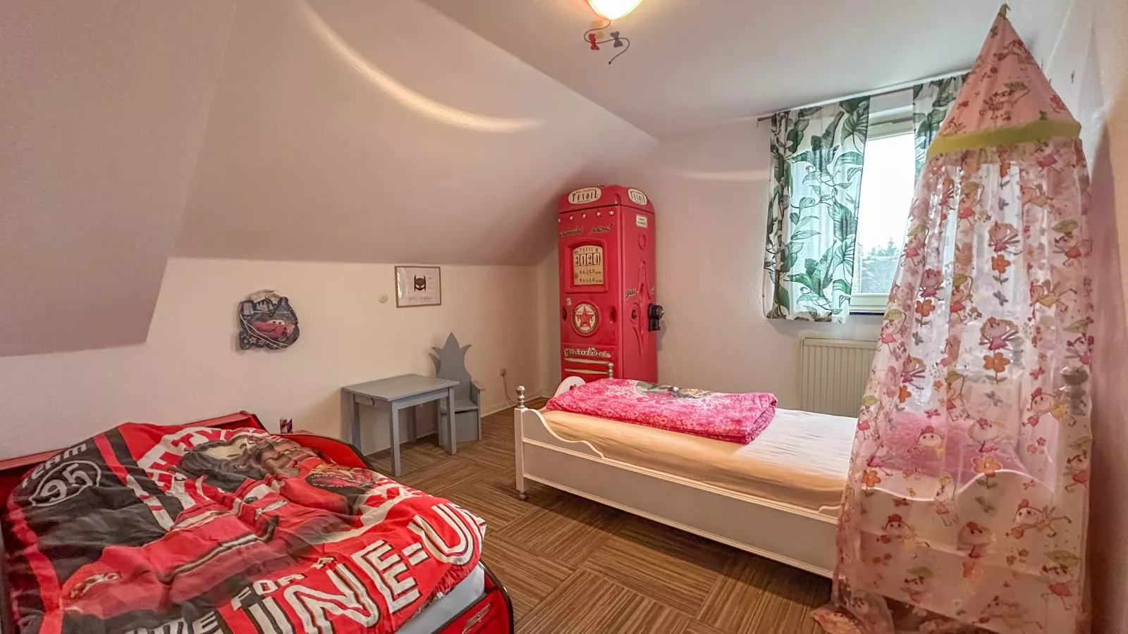 Großlangenfeld-Schlafzimmer