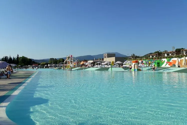 Sisan Family Resort Cisano di Bardolino - App 5 pax-Schwimmbad