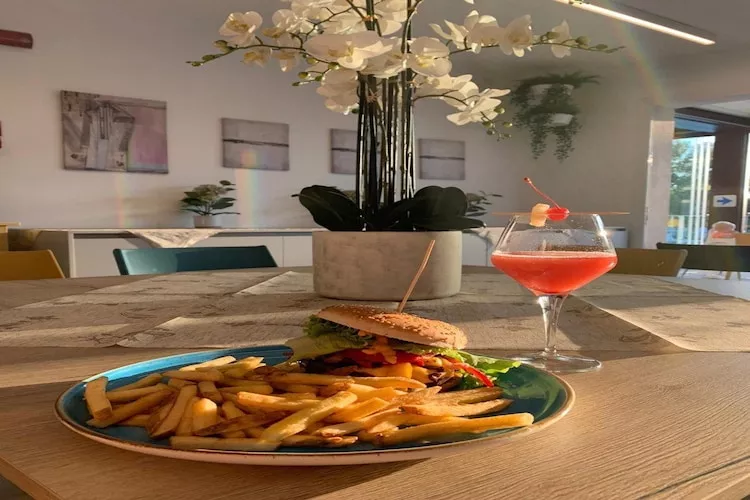 Sisan Family Resort Cisano di Bardolino - App 2 pax-Ambiente