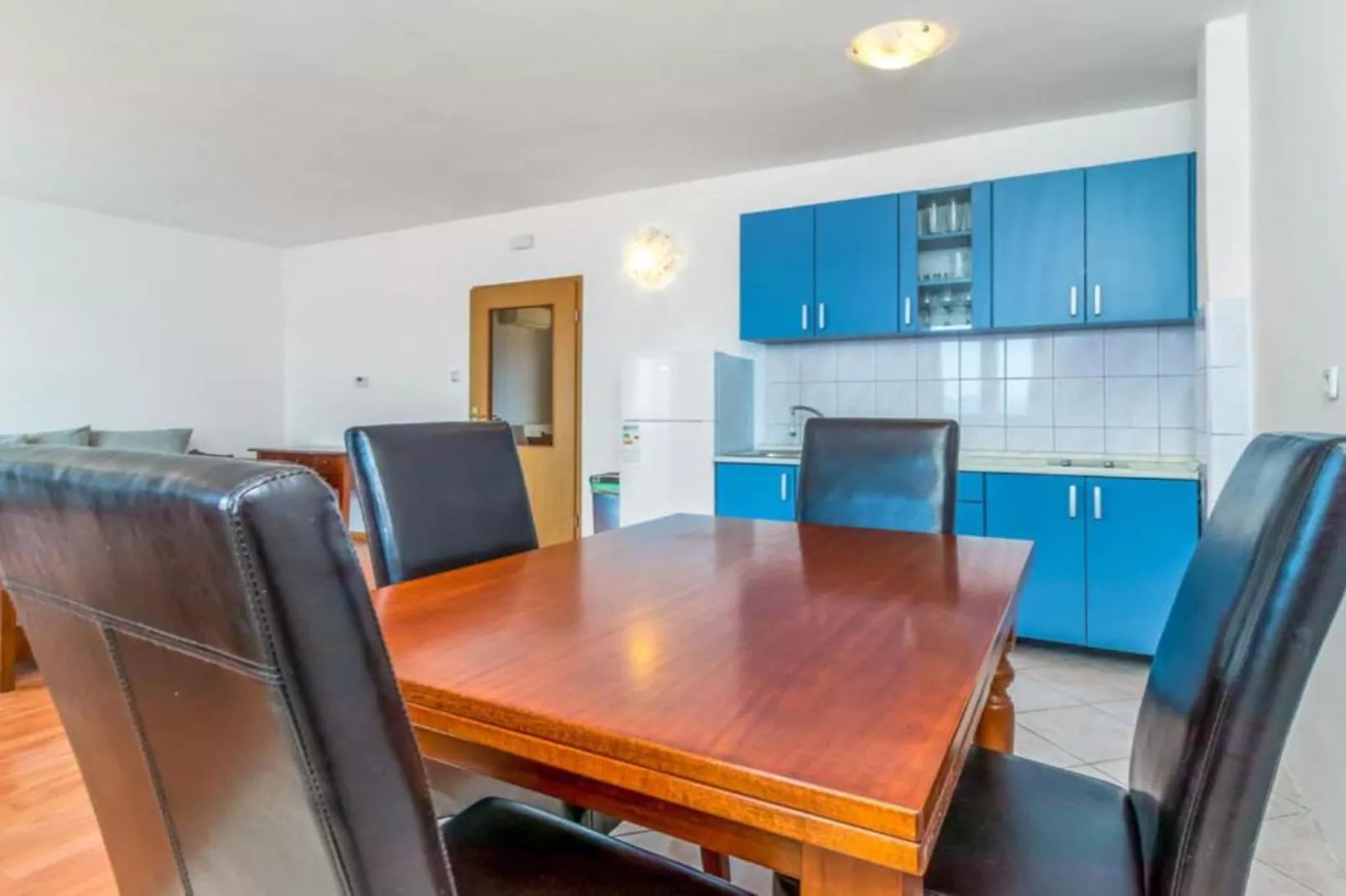 Apartments Panorama - Two Bedroom Apartment with  Terrace and Sea View (1)-Esszimmer