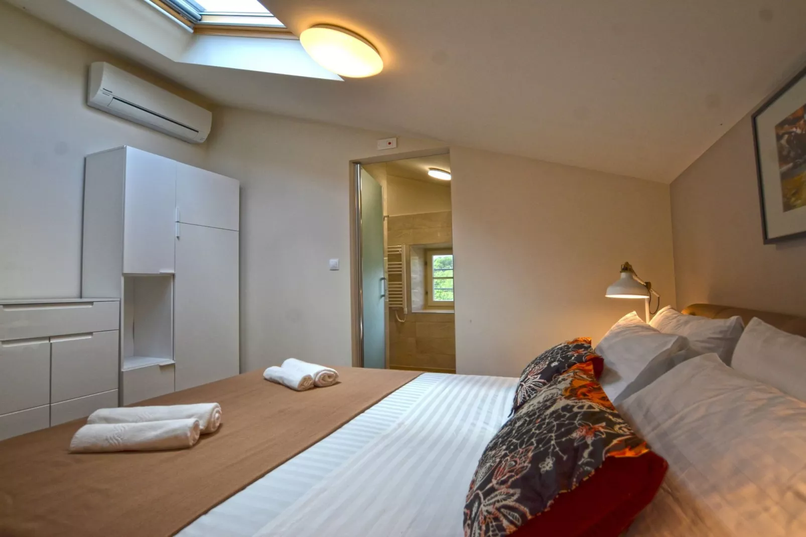 Tranquil Getaway with Shared Pool in Bale - One Bedroom Apartment